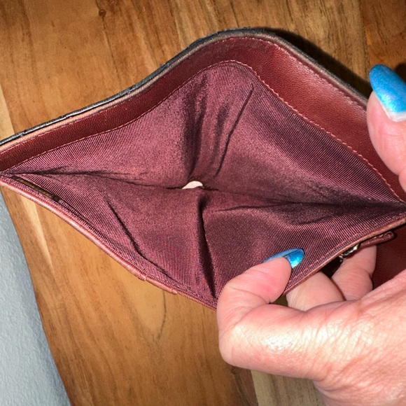 🐝🐝SOLD🐝🐝CHANEL Classic Long Black Quilted Caviar Leather Wallet - Picture 6 of 9